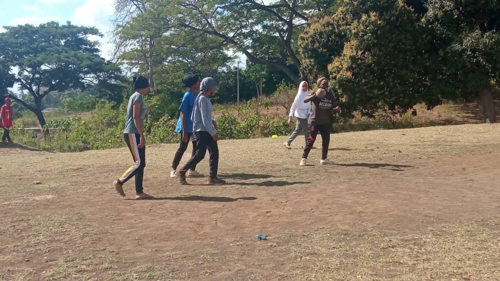 Quelques blessés au lycée de Fomboni où l'espace du jeu est décrié